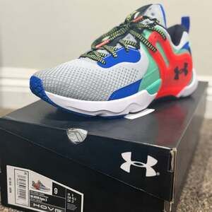 Under Armour Mens HOVR Apex 3 Training Shoes Gray/White - Brand New